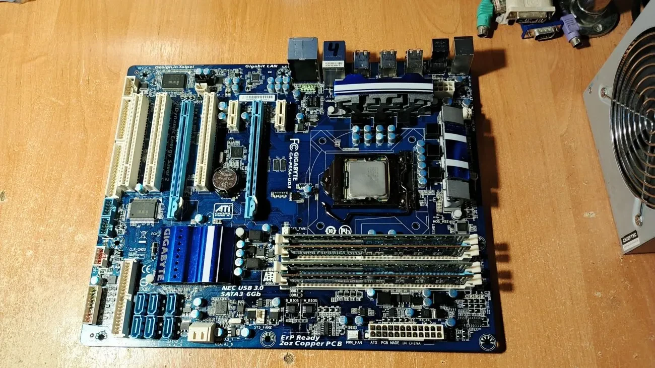 Gigabyte GA-P55A-UD3 (s1156, P55 Express, PCI-Ex16)+i5 750#4