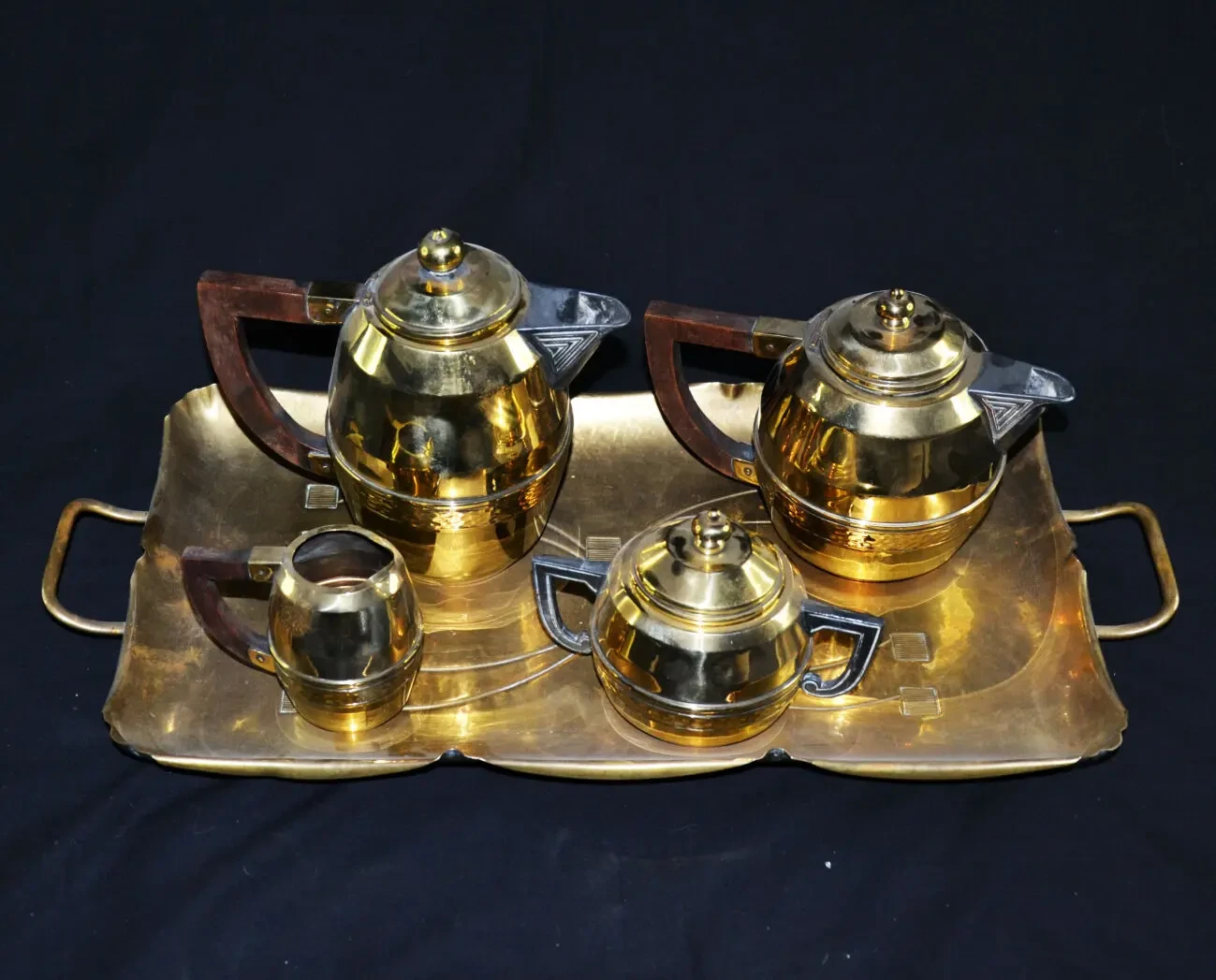 Кофейный сервиз в стиле Ар-Деко 2