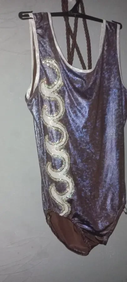 продам гимнастические купальники 6