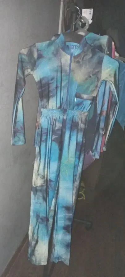 продам гимнастические купальники