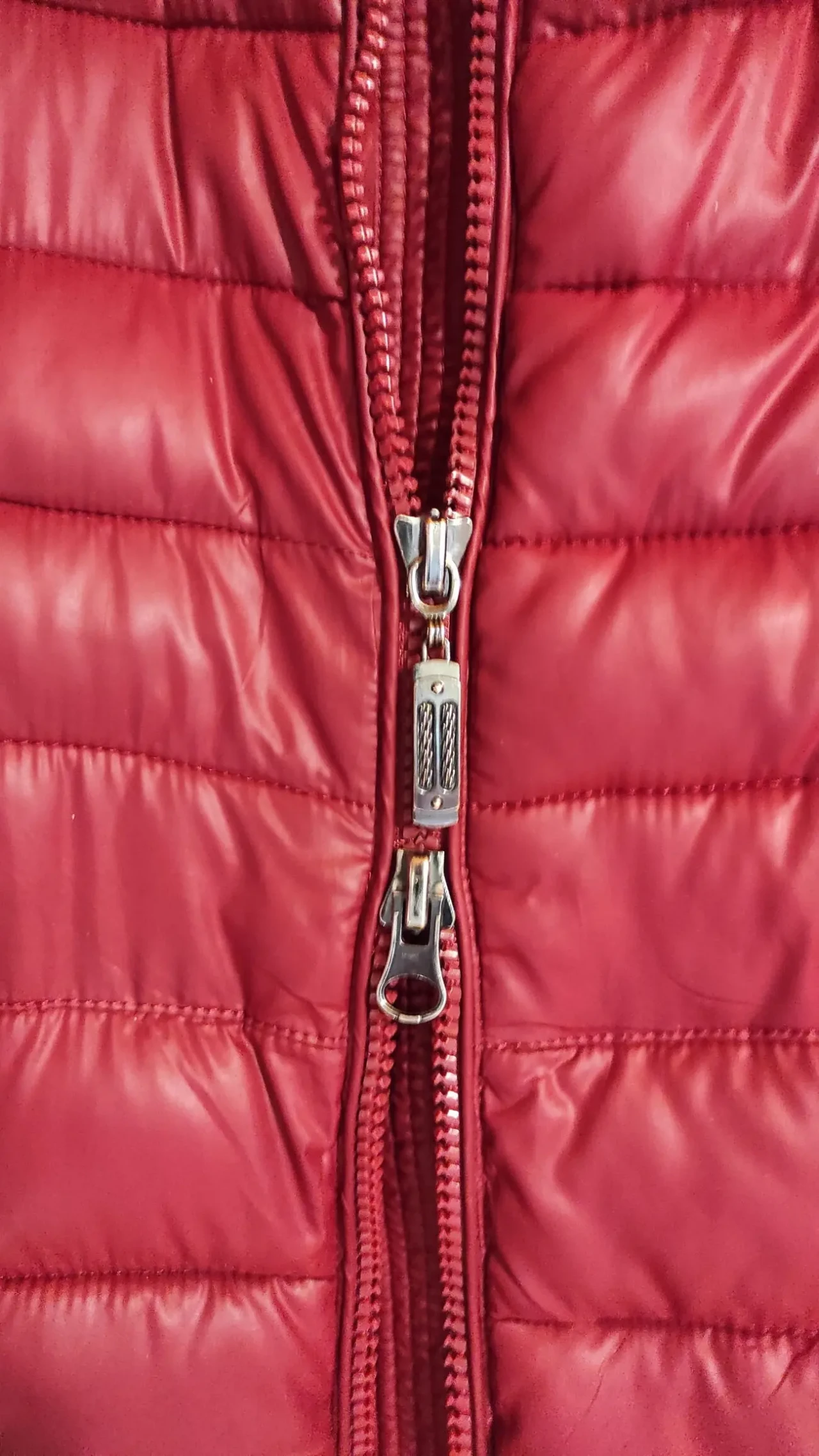 Пуховик жіночий стьобаний відстібна опушка з натурального хутра 10