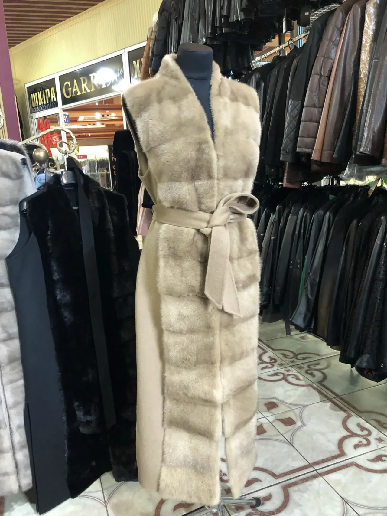 Безрукавка норкова,пальто,довга 8