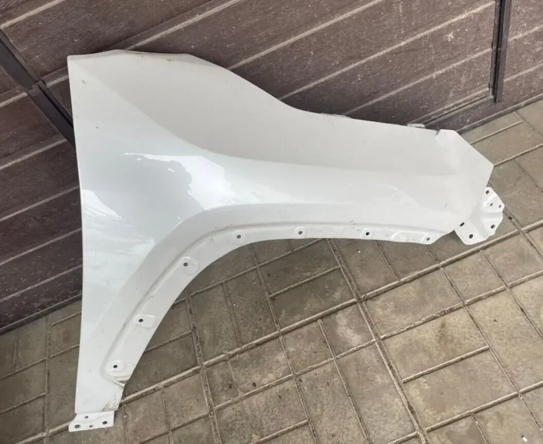 Toyota RAV4 Крыло переднее правое 538110R130 5381142330 2