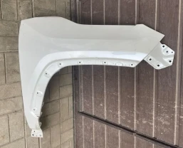Toyota RAV4 Крыло переднее правое 538110R130 5381142330