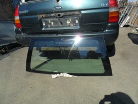 Скло заднє Форд Ескорт 90-2001 рр.., універсал, оригінал