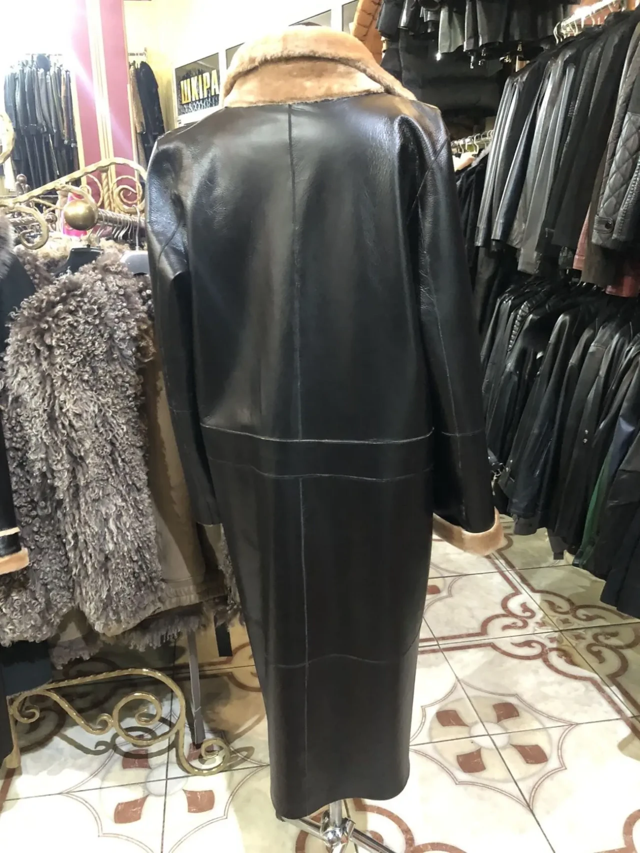 Довгі двосторонні дублянки,чорні,коричневі,пояс 9