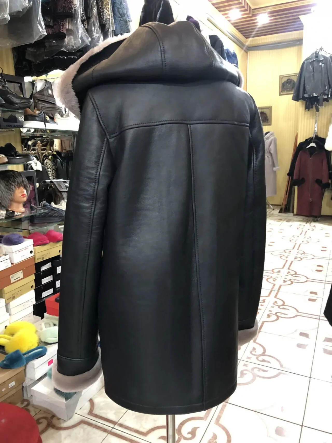 Жіноча дублянка сучасна,капюшон 6