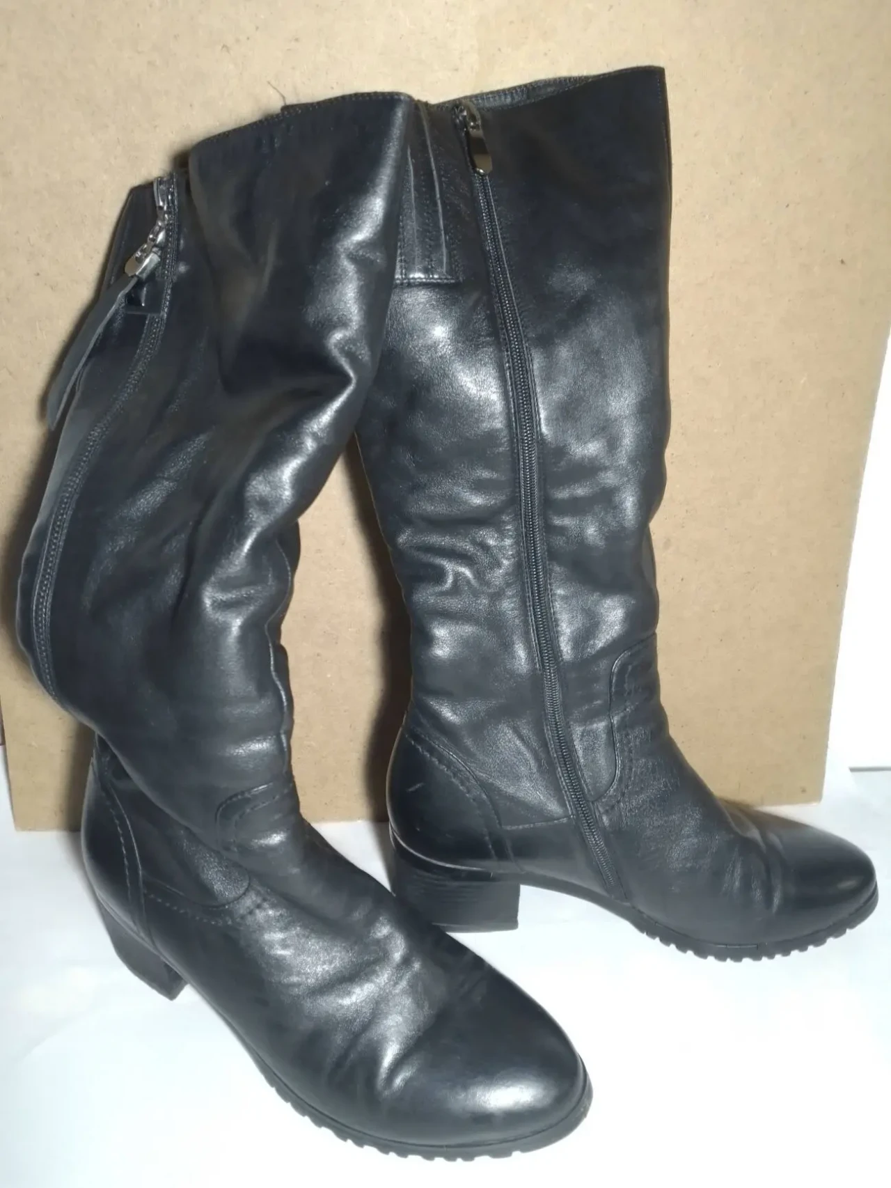 Сапоги кожаные 25.5 39.5 черные зимние теплые, мех полный, каблук 2