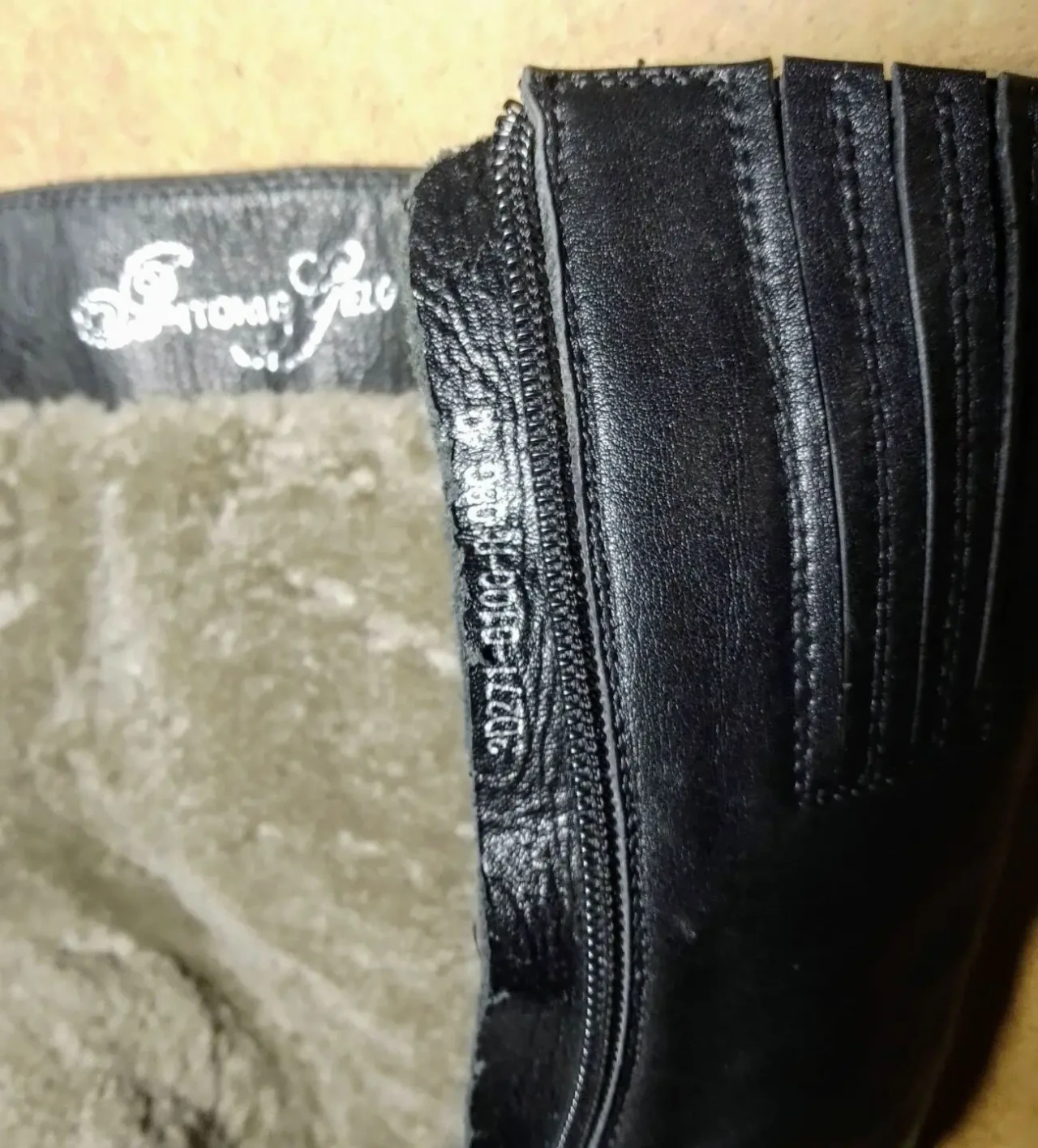 Сапоги кожаные 25.5 39.5 черные зимние теплые, мех полный, каблук 4