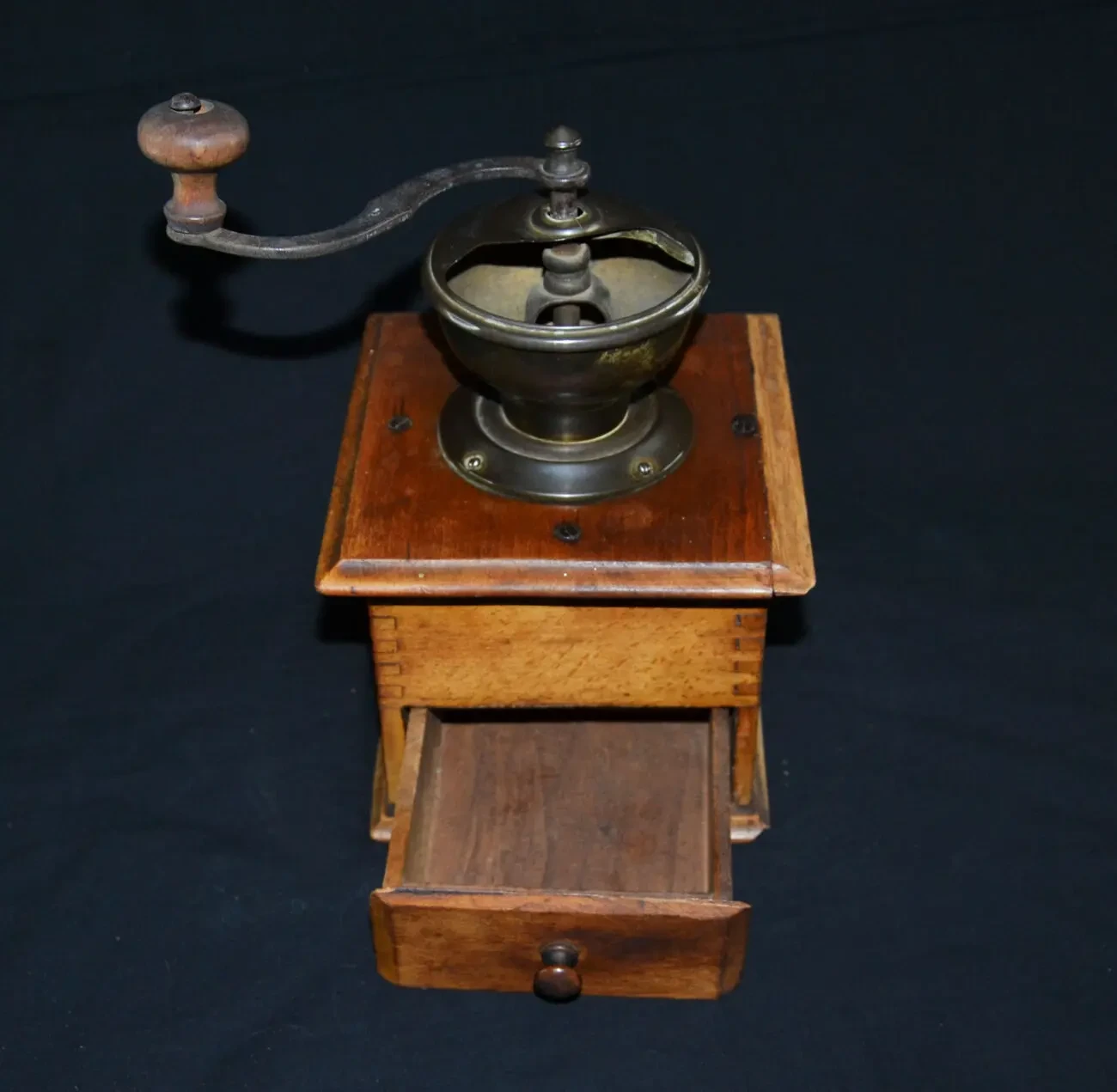 Ручная кофемолка. 2