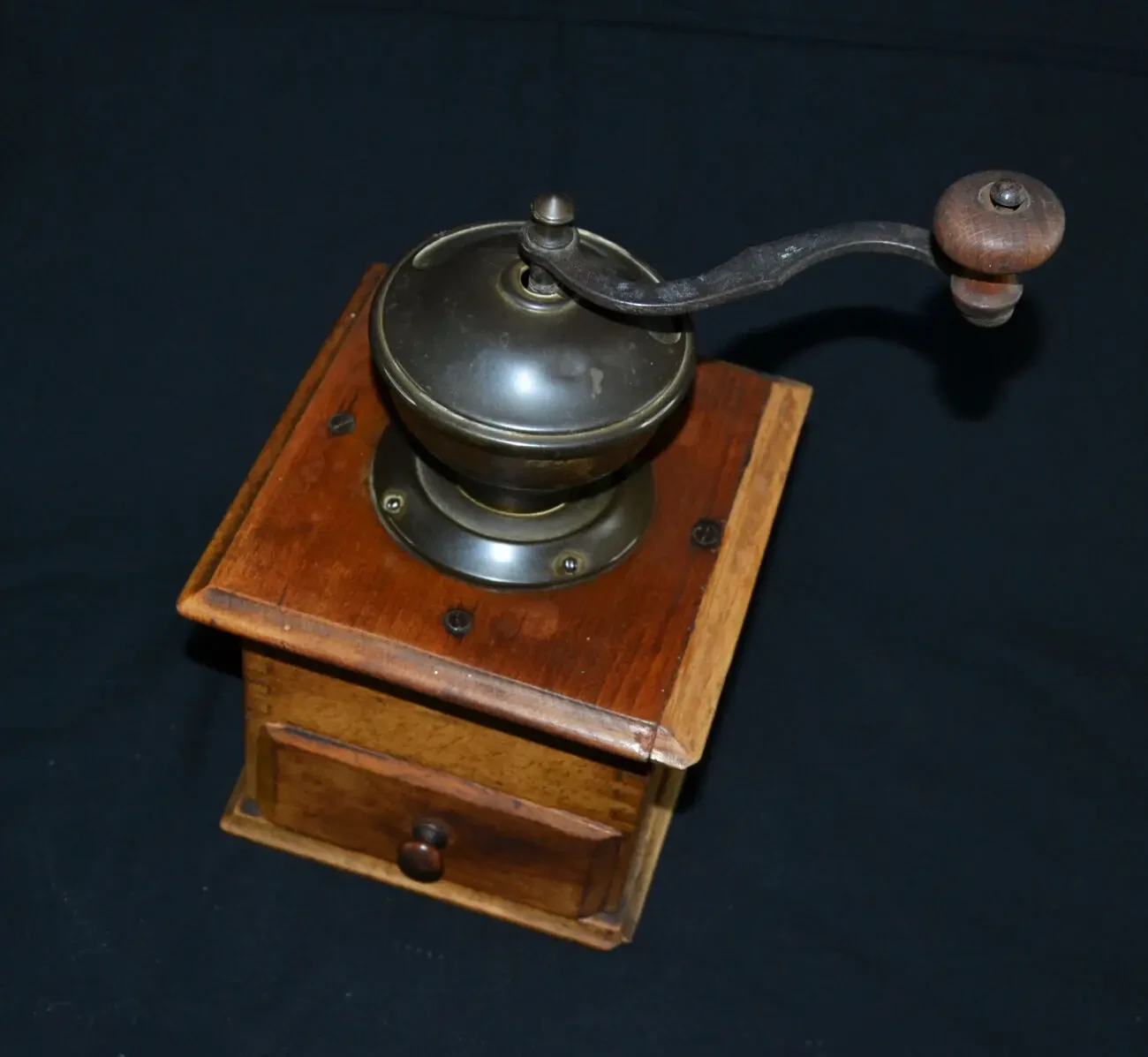 Ручная кофемолка. 5