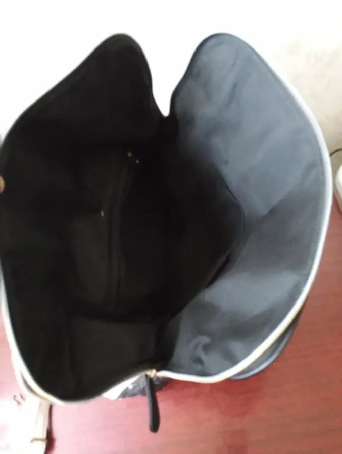 Женская черно-белая сумка. 4