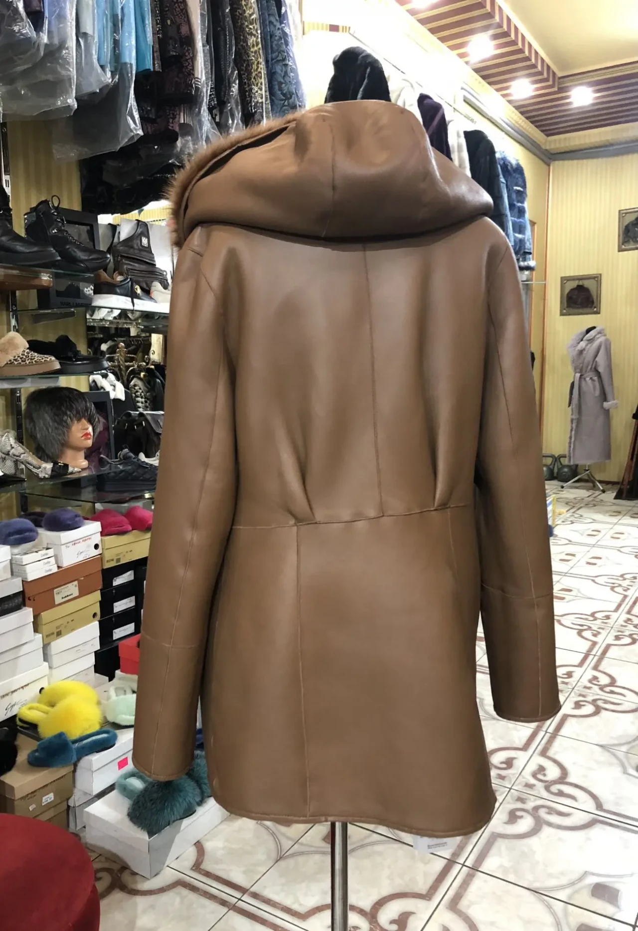 Дублянка двостороння з капюшоном,шкіра 3