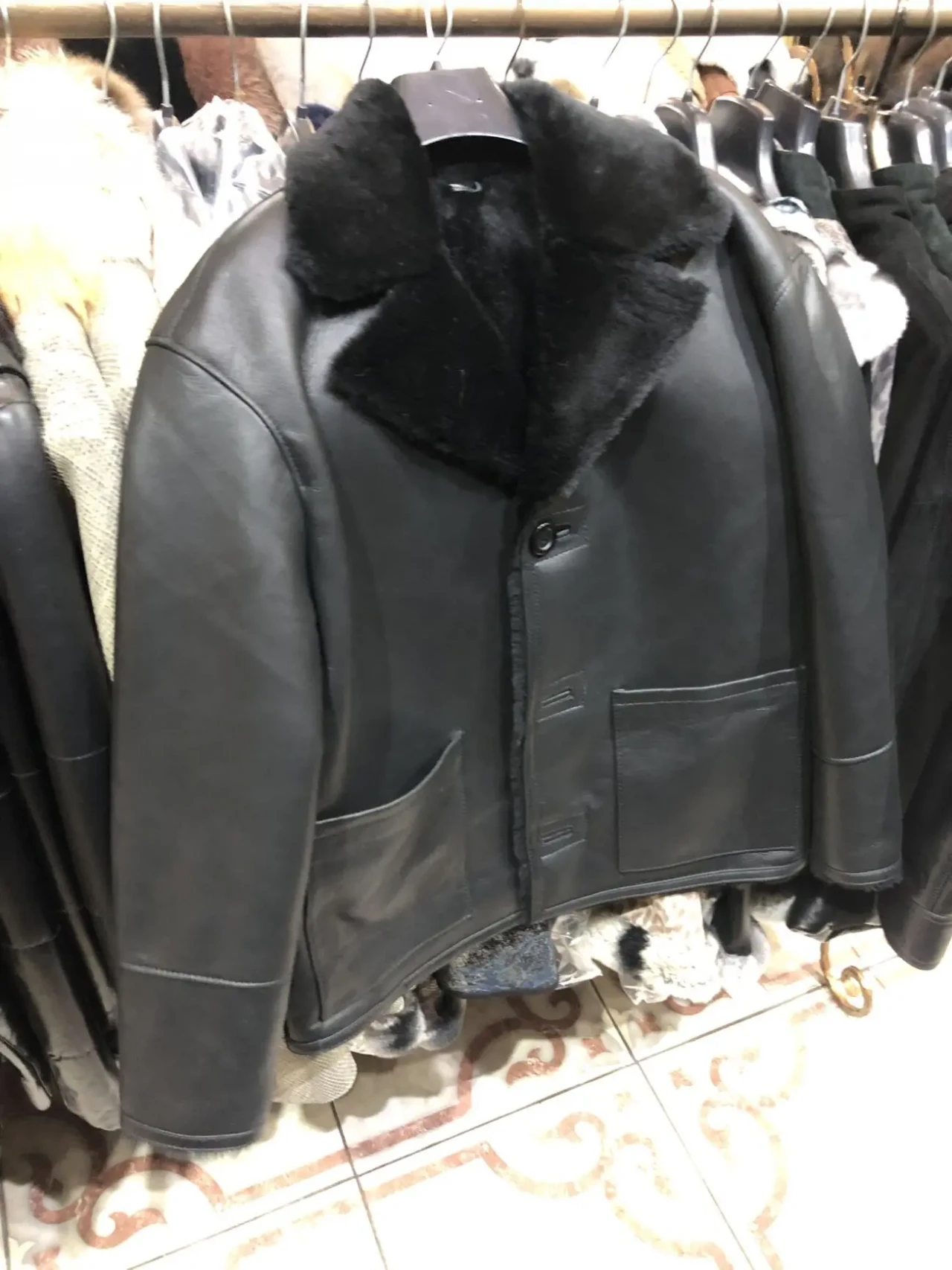 Жіночі дублянки,піджаки,на гудзики чорні 7