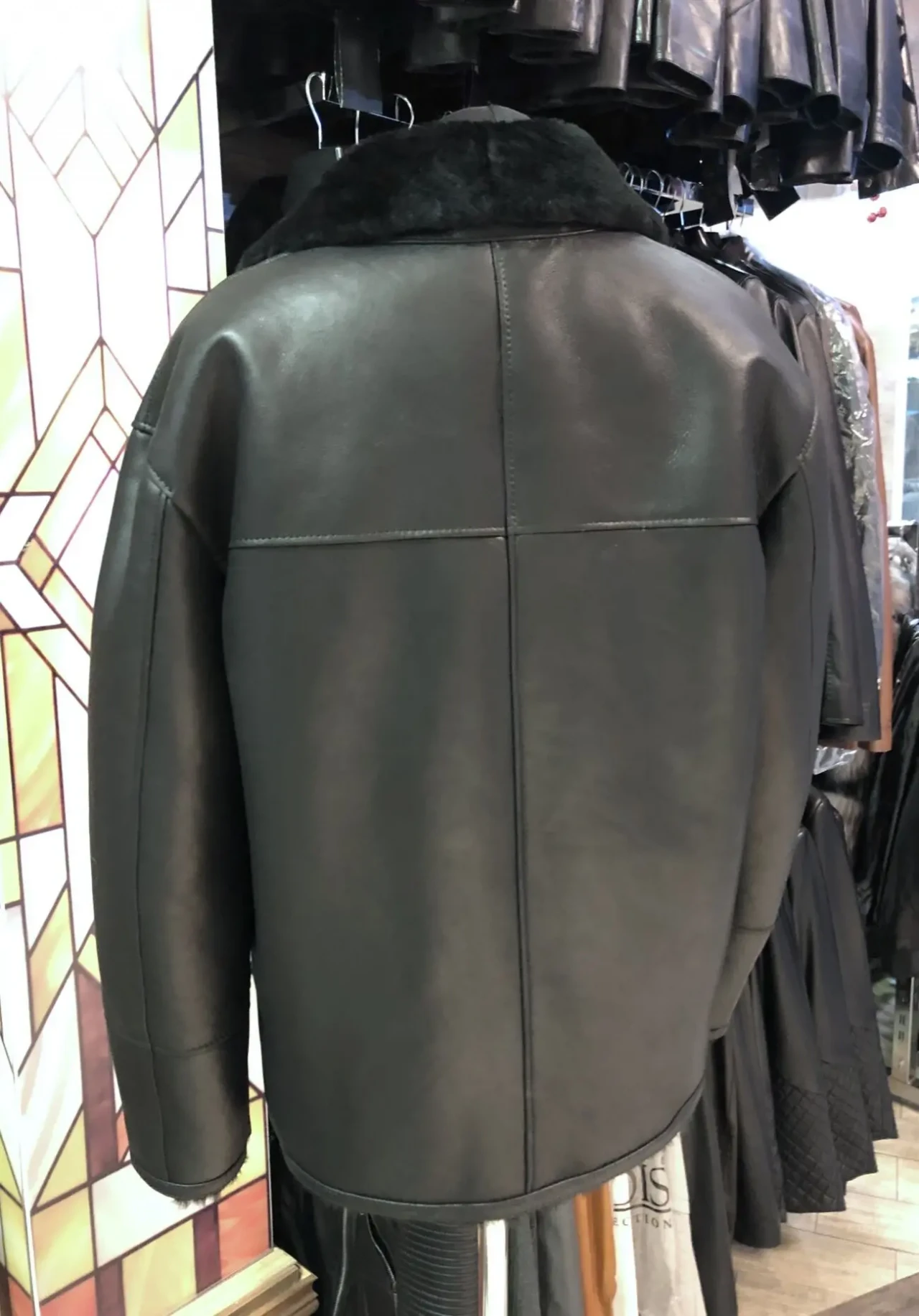 Жіночі дублянки,піджаки,на гудзики чорні 8