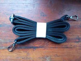 Новый кожаный ремешок для сумки.