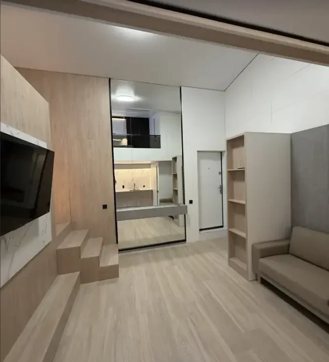 Продаж розкішної дворівневої квартири у клубному будинку 3