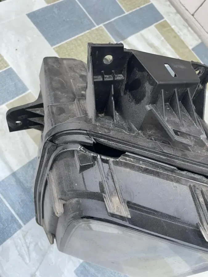 Li Xiang Li Auto L9 Фара правая X0153011092 3