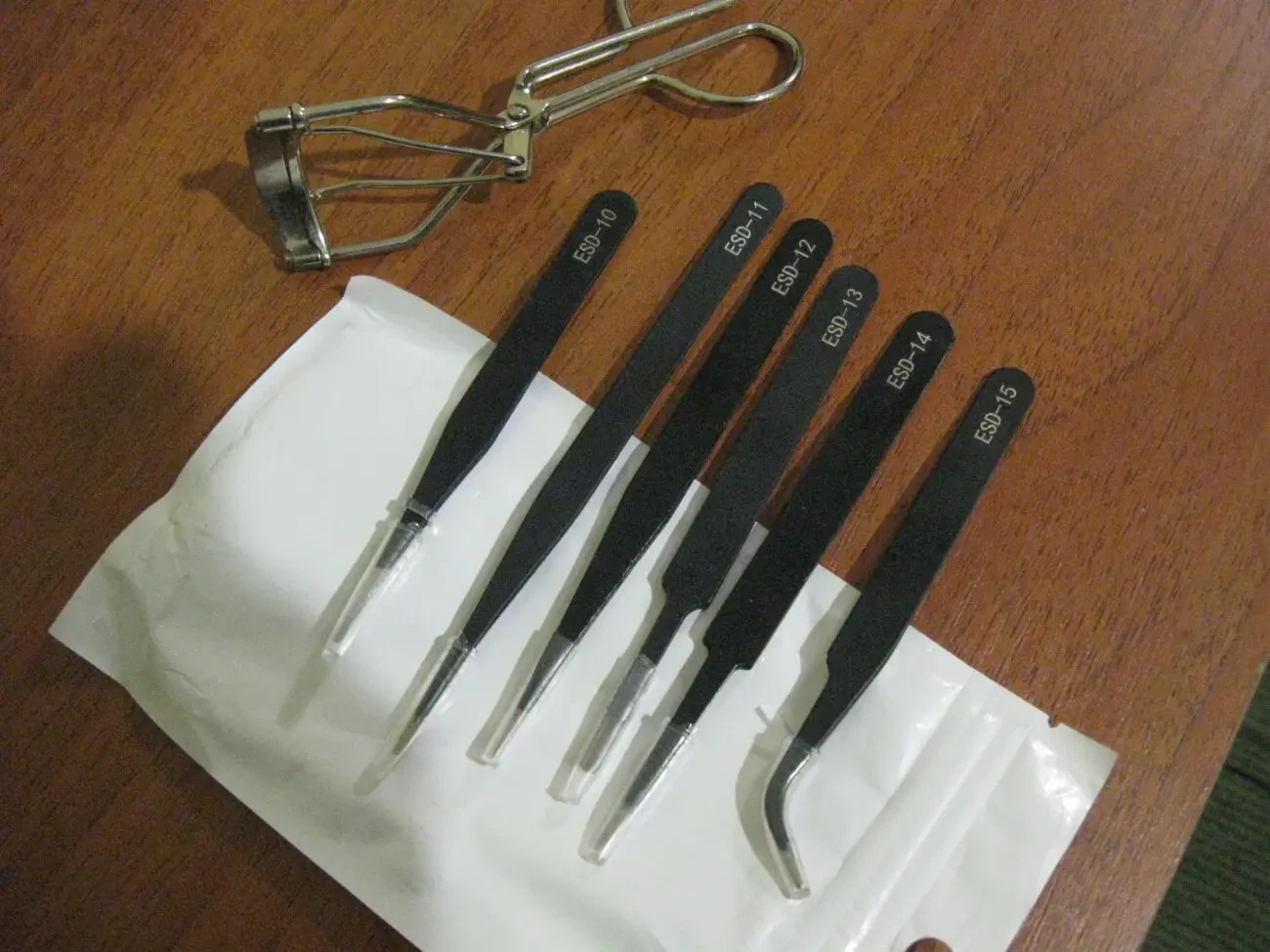 Набір пінцетів і щипчики для вій, все нове