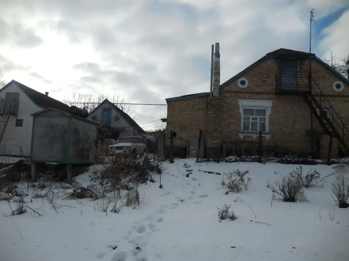 Продам будинок та земельну ділянку с. Росава Миронівський над р.Рось 3