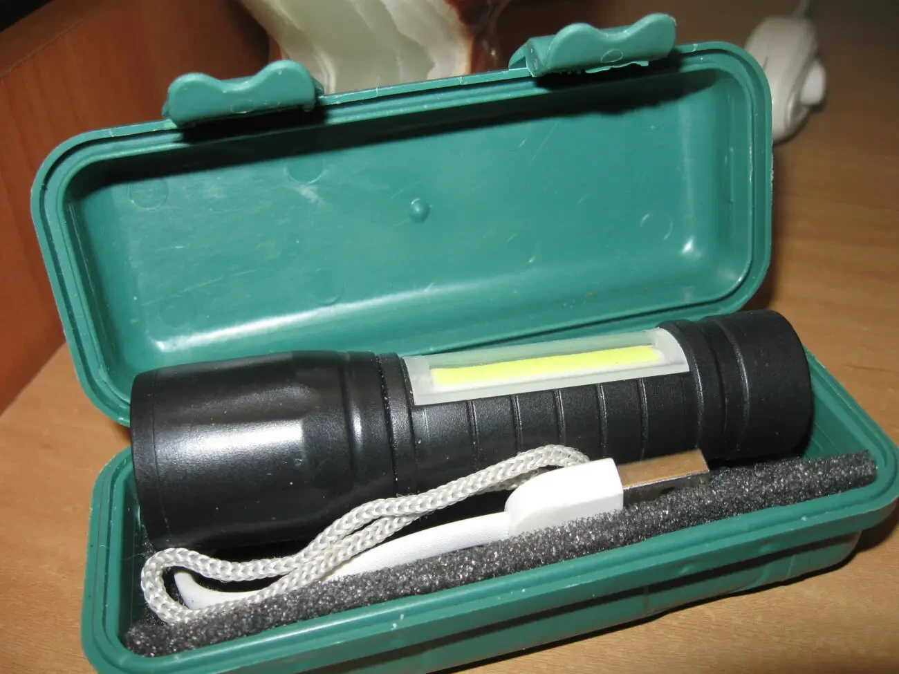 Ліхтарик акумуляторний, 3 режими, новий. 5