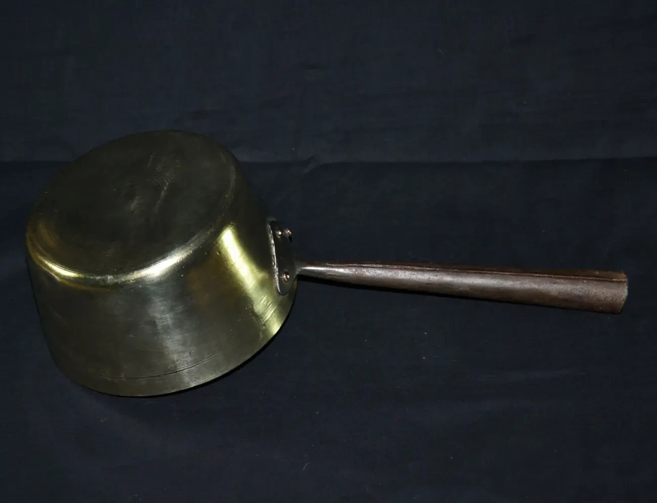 Старинная латунная кастрюля 4