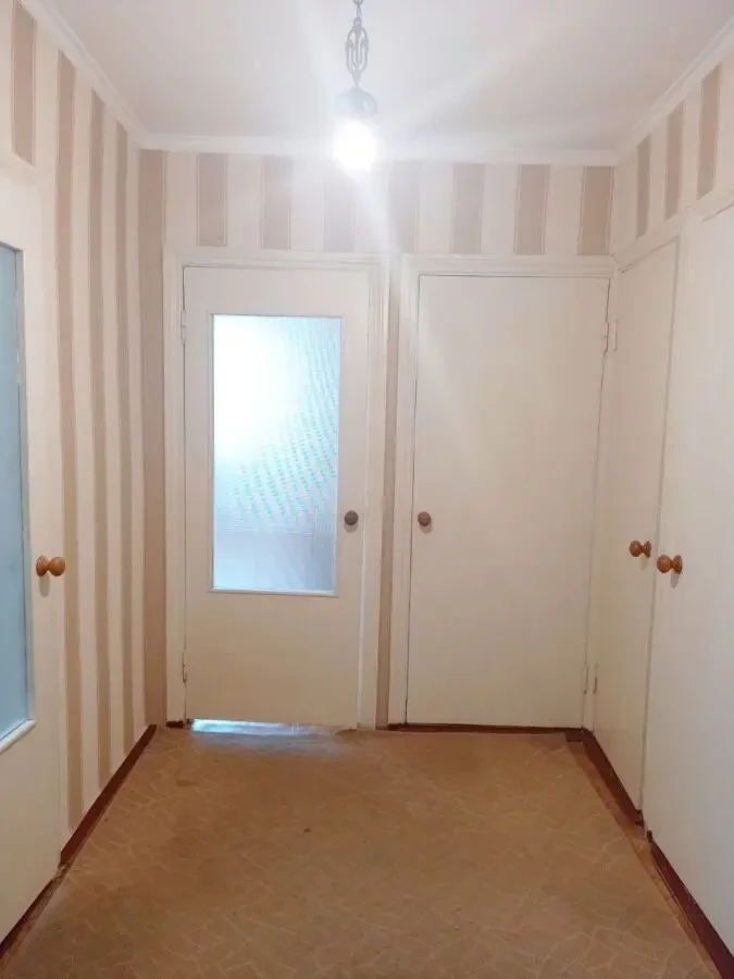 Продаю 2 кімнатну квартиру, Садова 3