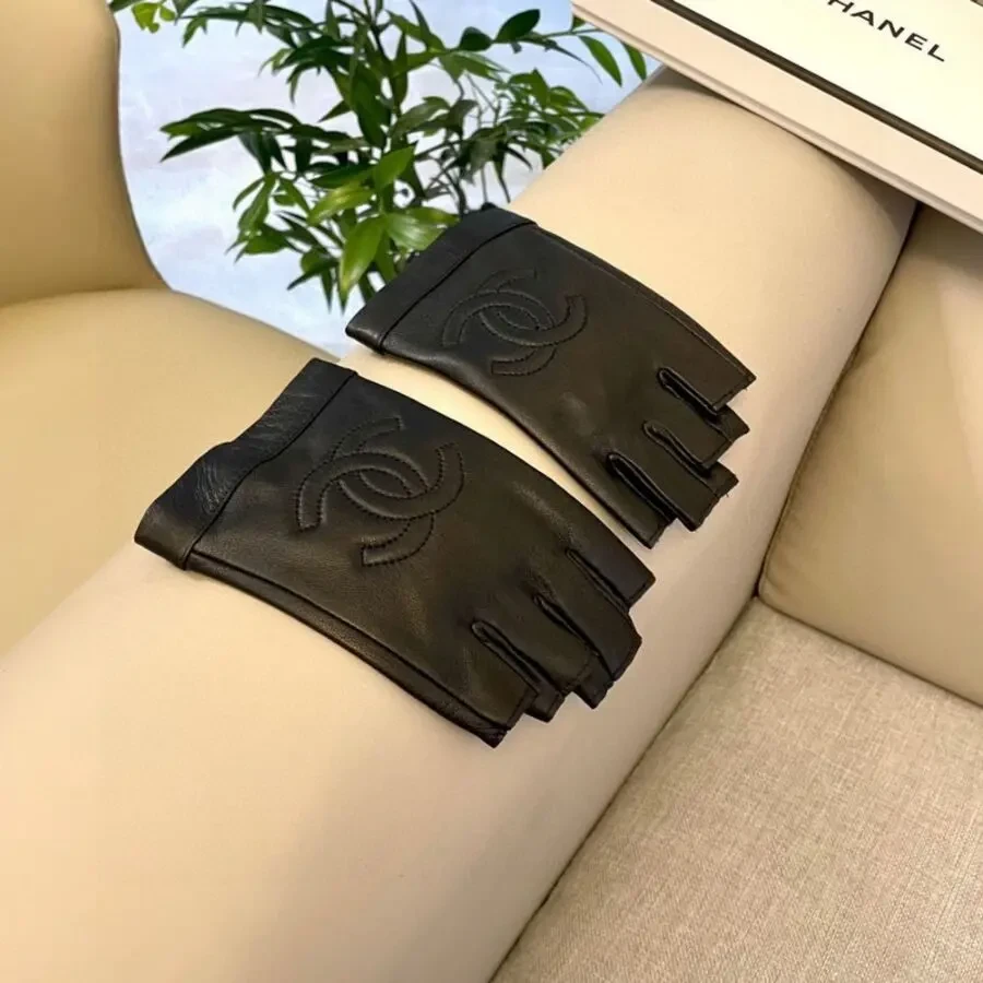 Мітенки Chanell