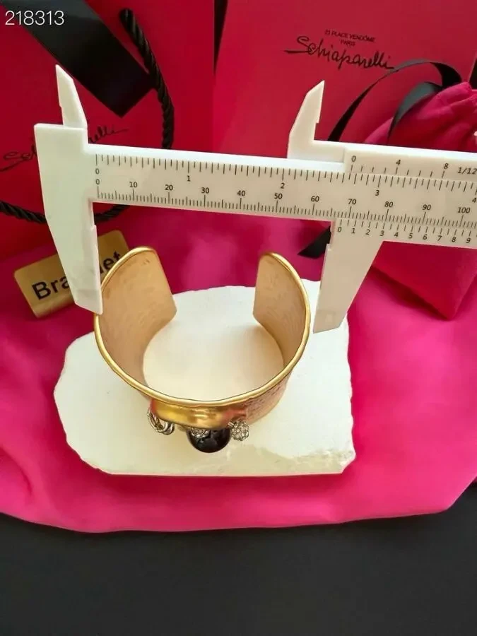 Браслет-каф Schiaparelli 5