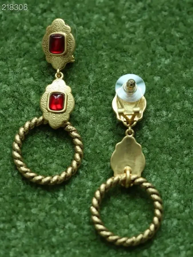 Браслет-каф Chanell 4