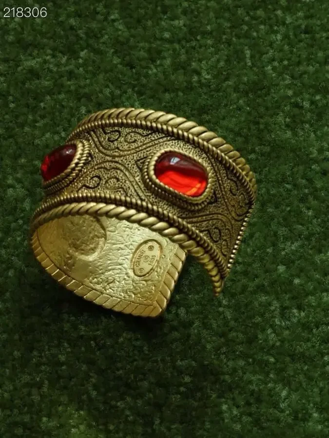 Браслет-каф Chanell 2