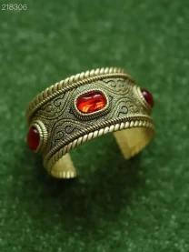 Браслет-каф Chanell