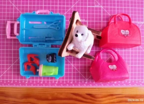 Набор кукольых аксессуаров сумка, стулья, собачка, чемодан для кукол