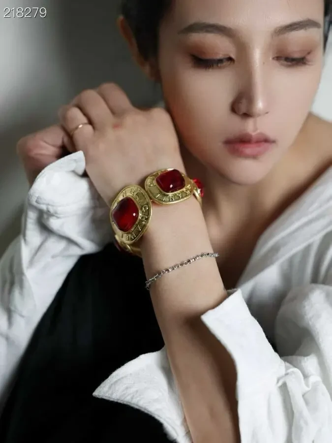 Браслет-каф Chanell 6