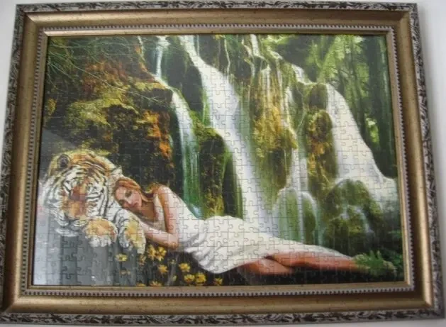 Пазл 500 девушка и тигр спящие, водопады, природа. касторленд