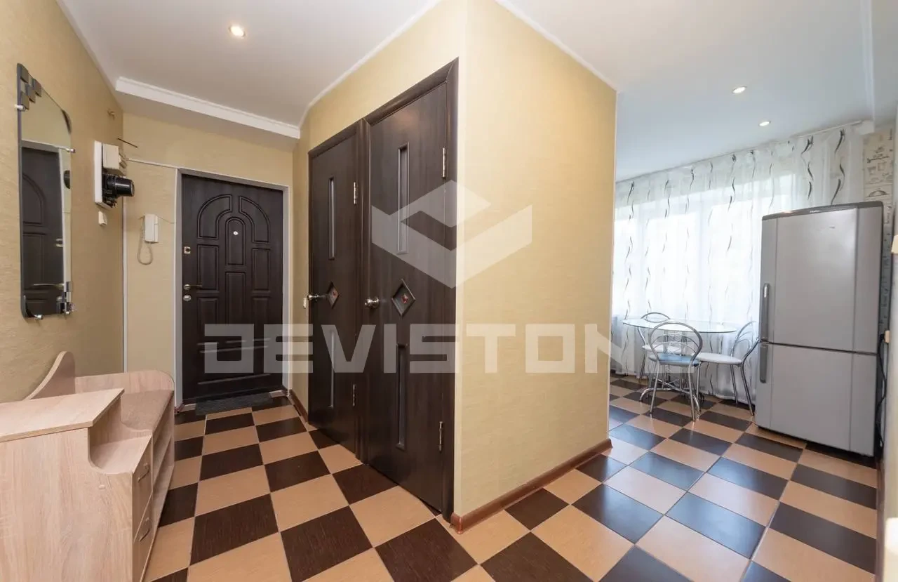 Продаж з меблями ремонт 2х квартира Нивки Сирець 8