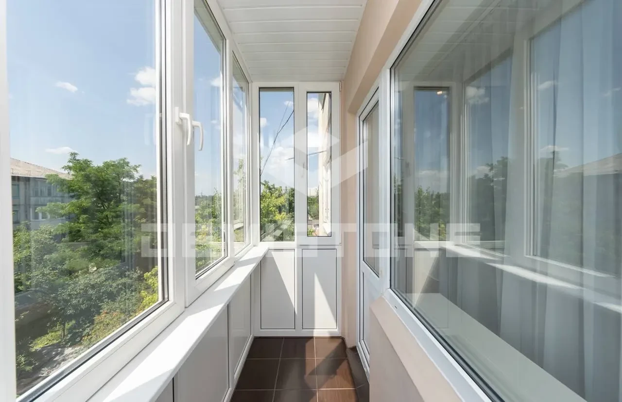 Продаж з меблями ремонт 2х квартира Нивки Сирець 9