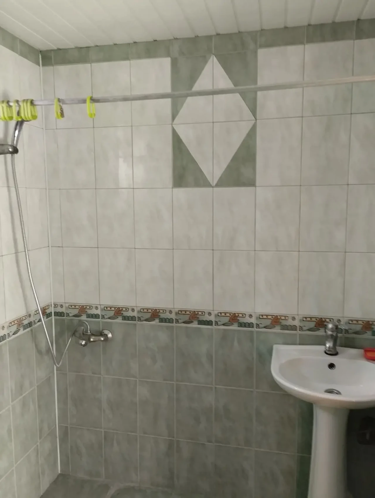 Продаю дві квартири . В місті Сторожинець 5