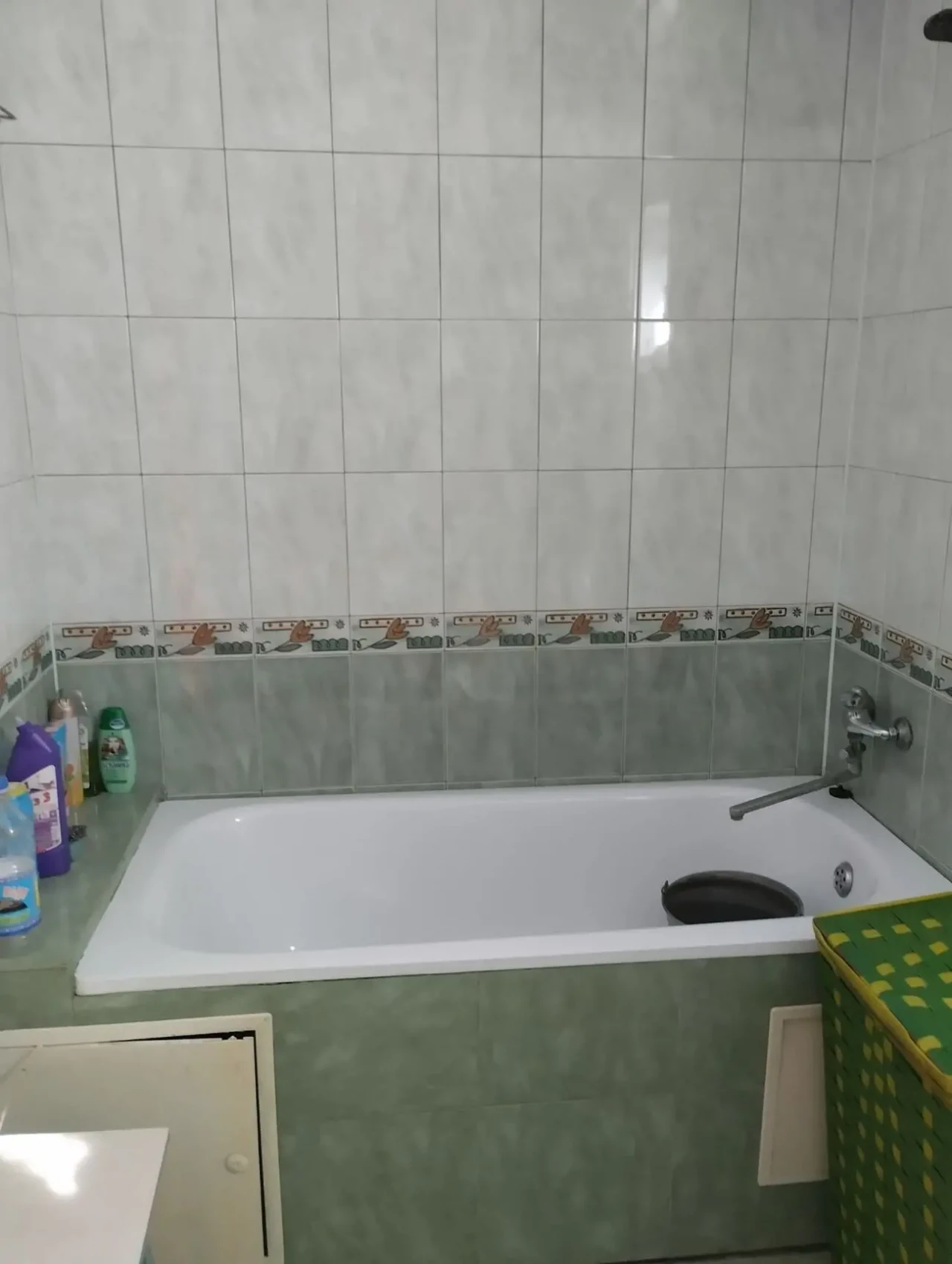 Продаю дві квартири . В місті Сторожинець 4