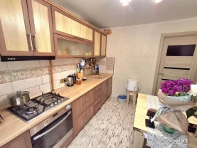 У продажу 3 к.квартира вул. Новозоводська СШ11