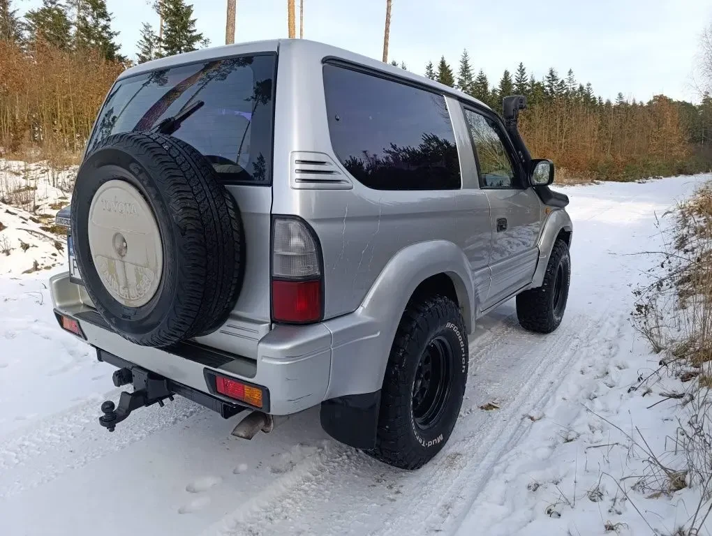 Продам Tayota land cruiser 90 4