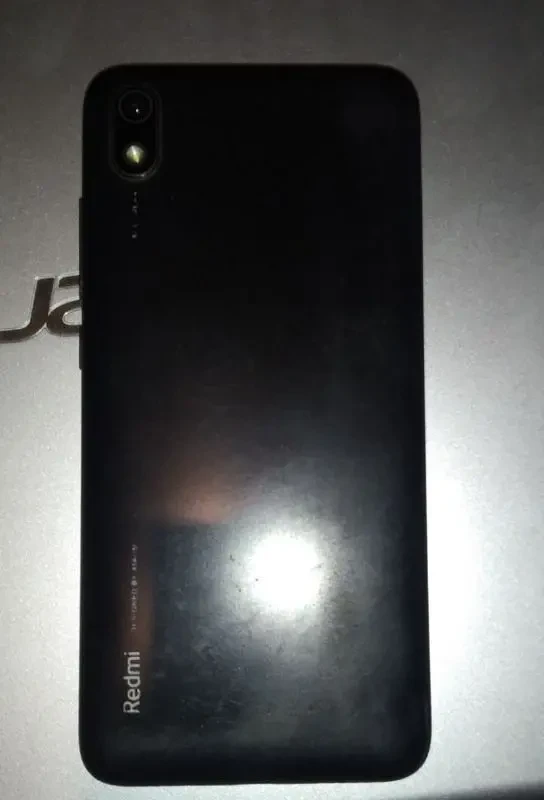 Мобільний телефон Xiaomi Redmi 7A 2/16GB 3