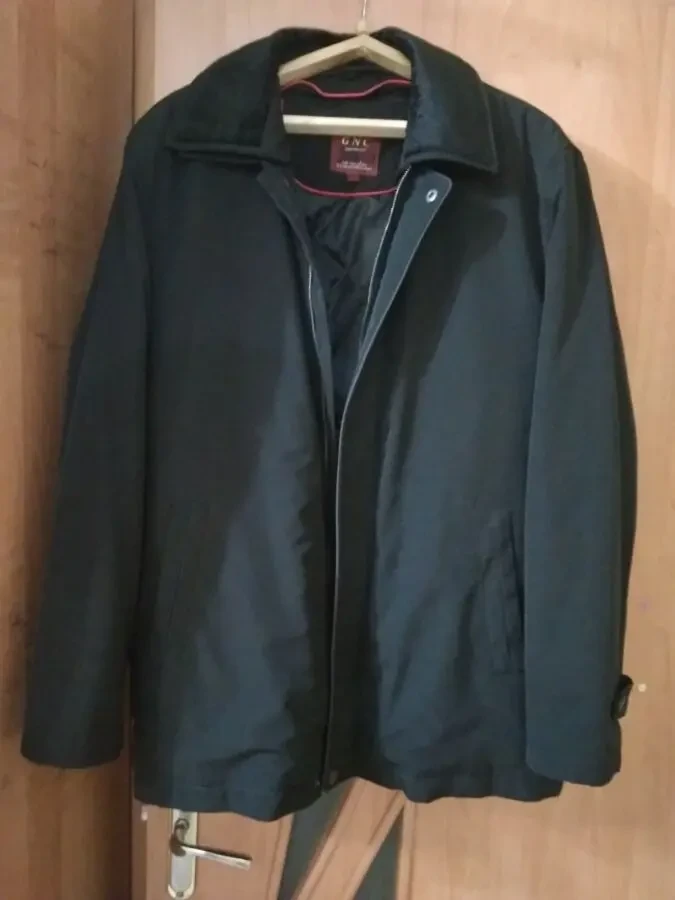 Продам чоловічу зимову куртку