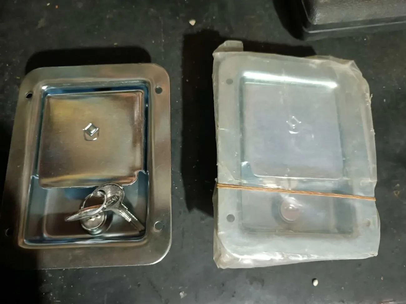 замок для фургона врізний 3