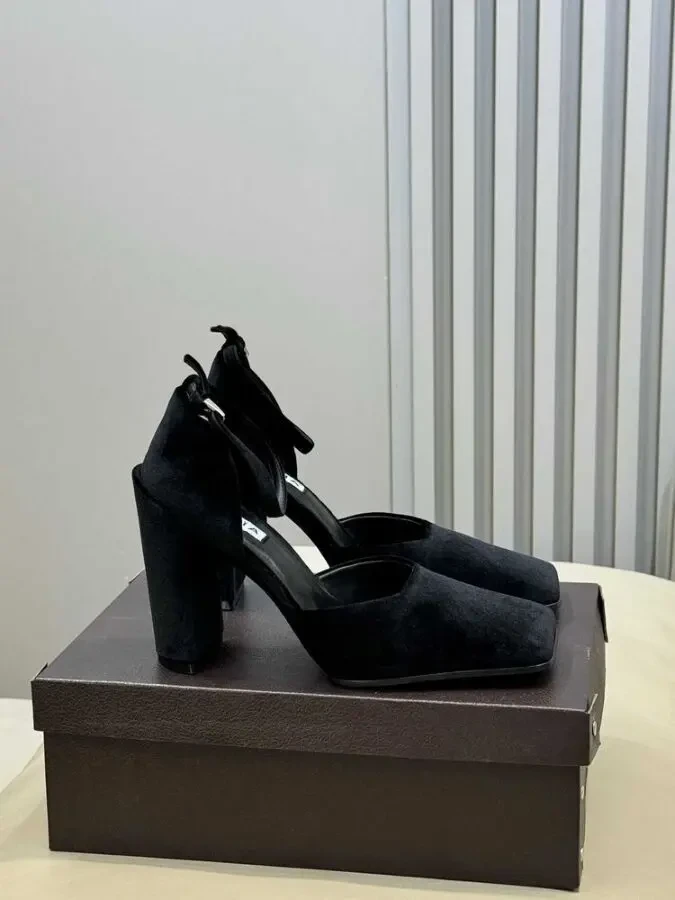 Туфлі Alaia 35-41 9