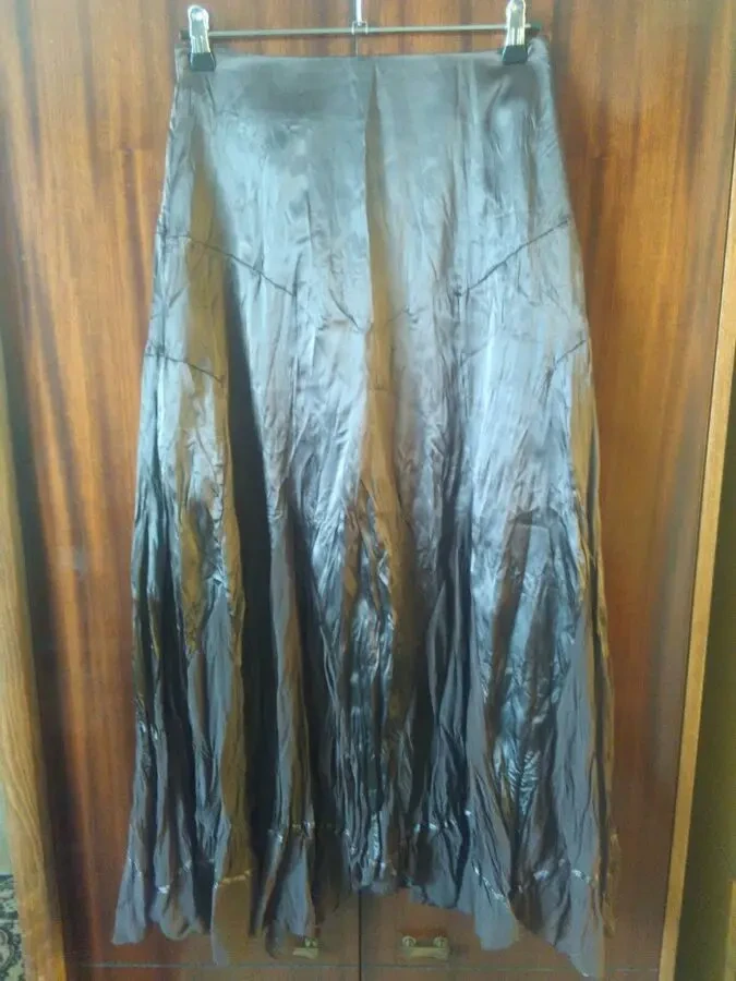 Новая коричневая юбка - 3 dvd диска с записями фильмов в подарок.