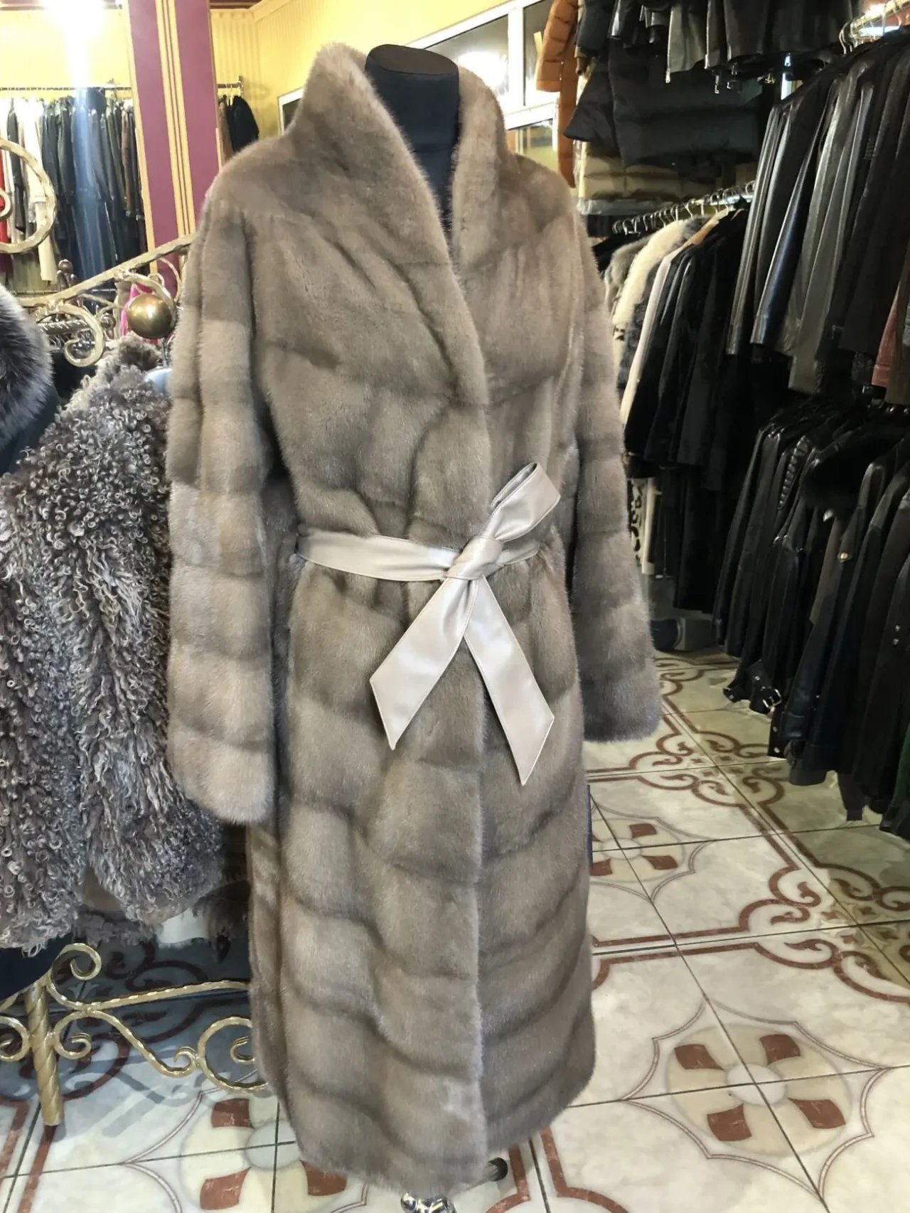 Норкова шуба довга максі,шанель,капюшон 2