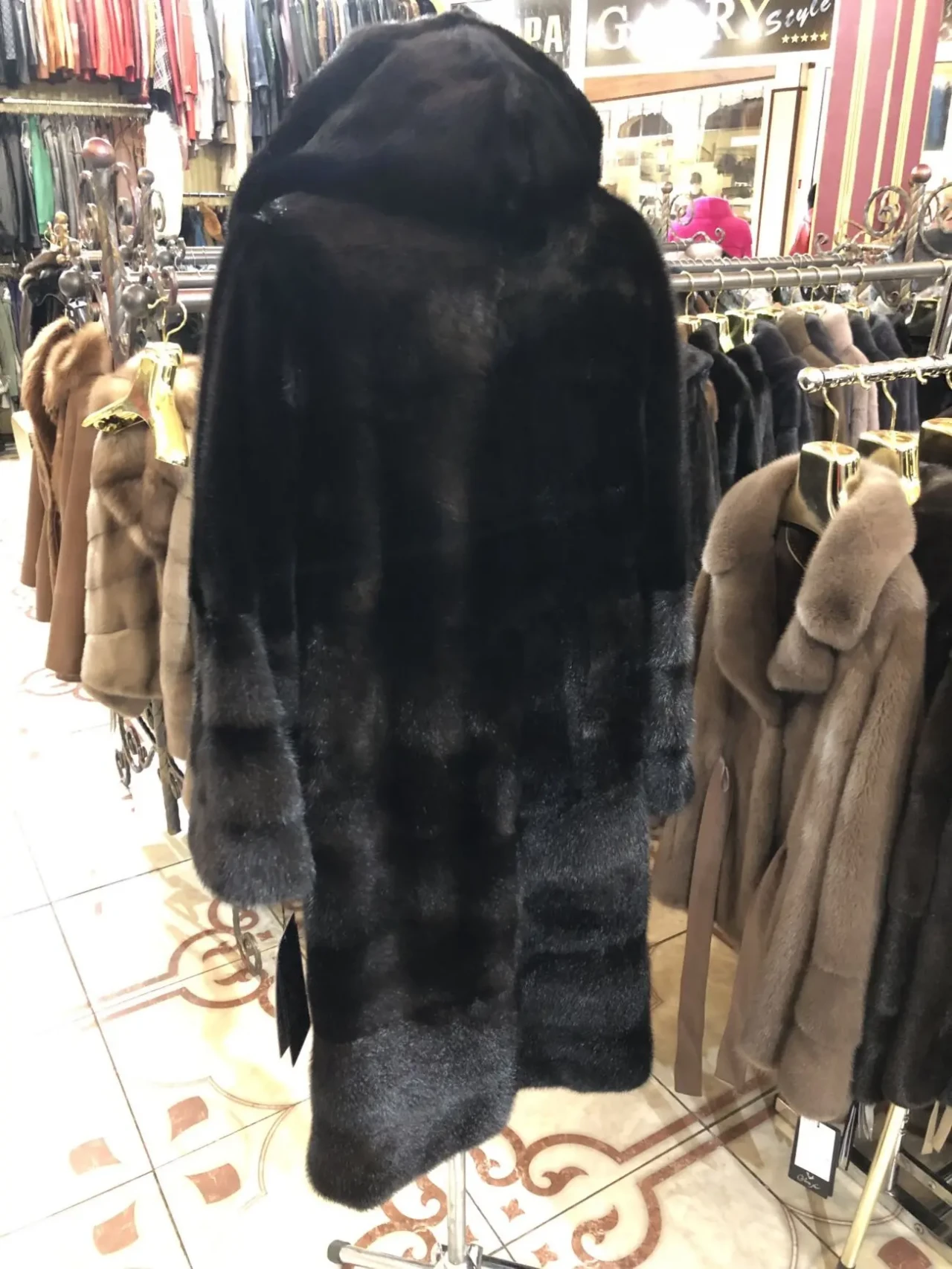 Норкова шуба чорна, капюшон,поперечка,розпуск,суцільна 5