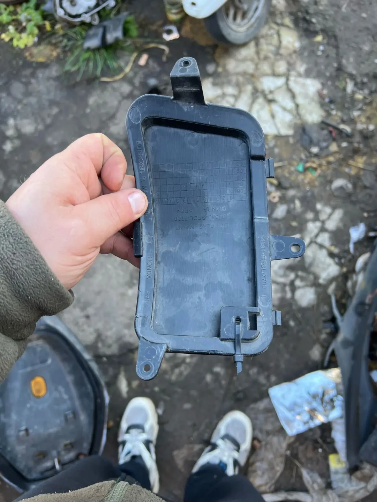 люк лючок свічки Хонда тудей 67 3