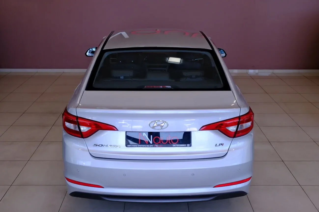 Hyundai Sonata LPI 6